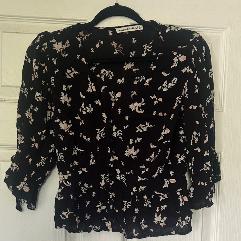 Abercrombie & Fitch Black Floral Blouse